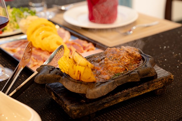 TINH HOA ẨM THỰC RIVER WAY